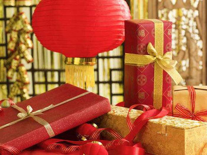 2. مراقب هدایا به همکاران چینی خود باشید