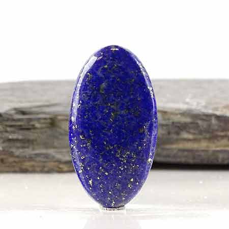 ویژگی‌های گوهرشناسی لاجورد (Lapis lazuli)