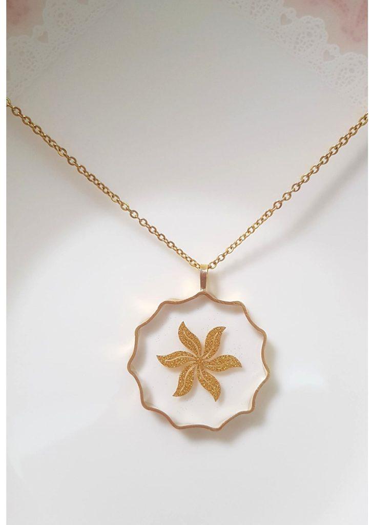 تناسب و هماهنگی زیبایی و سادگی با مجموعه طلا مینیمال