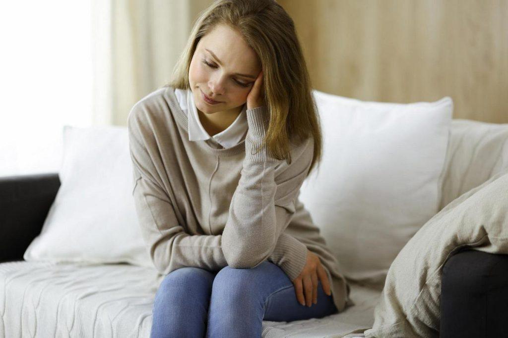 چرا زنان بیشتر از مردان به افسردگی مبتلا می‌شوند؟