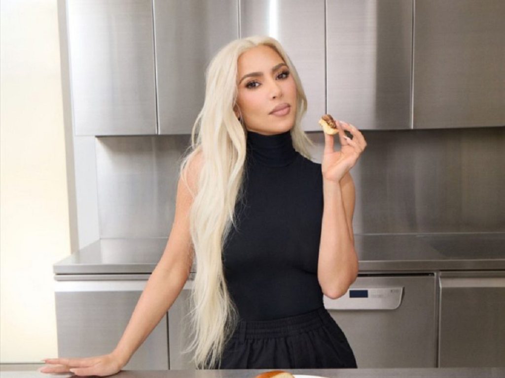 حضور در عرصه بازیگری | بیوگرافی کیم کارداشیان