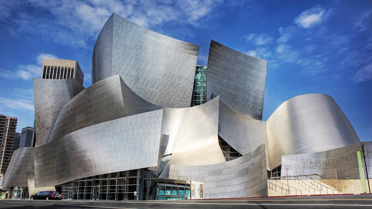 معماری مدرن: اصول و ویژگی‌ها