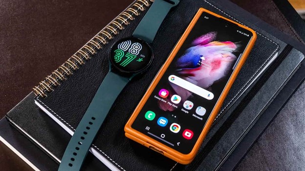 نرم‌افزار و اتصالات گلکسی واچ FE سامسونگ