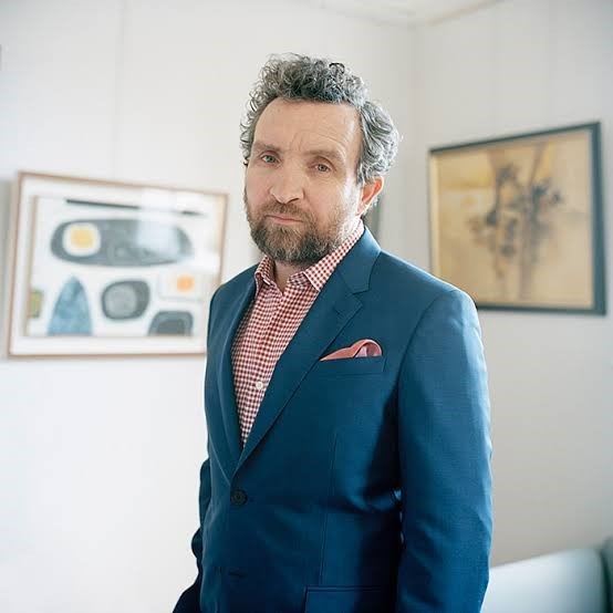 ادی مارسان در نقش ری