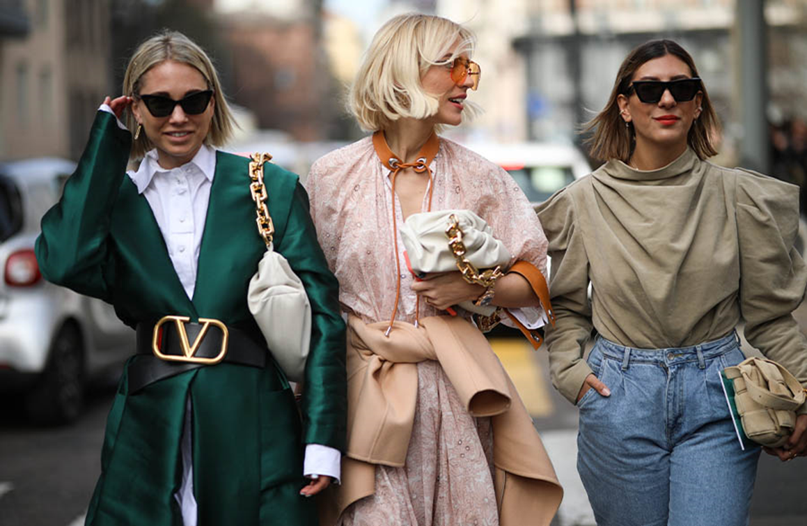 ۸. به کیفیت لباس‌ها توجه کنید