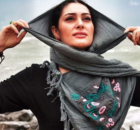 آغاز فعالیت‌های هنری