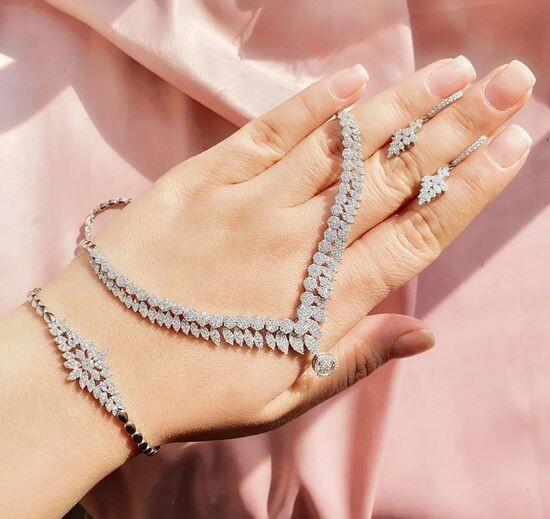 10 نکته طلایی خرید سرویس طلای عروس