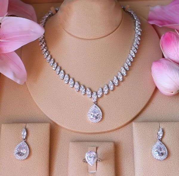 معرفی جدیدترین سرویس طلای عروس