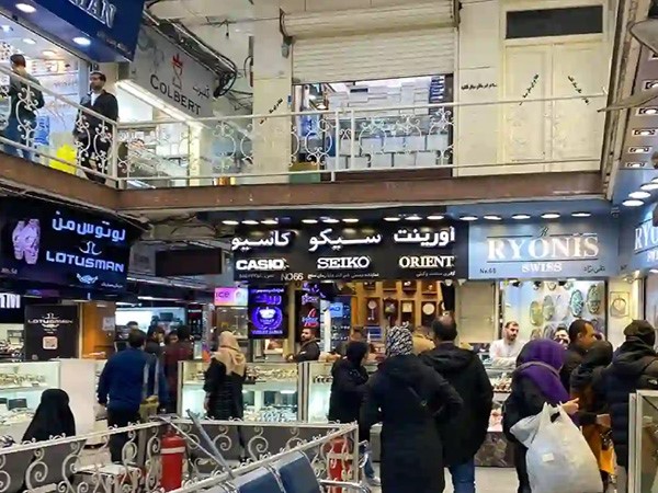 بازار ساعت تهران کجاست؟ راهنمای خرید ساعت از بورس ساعت مچی در تهران