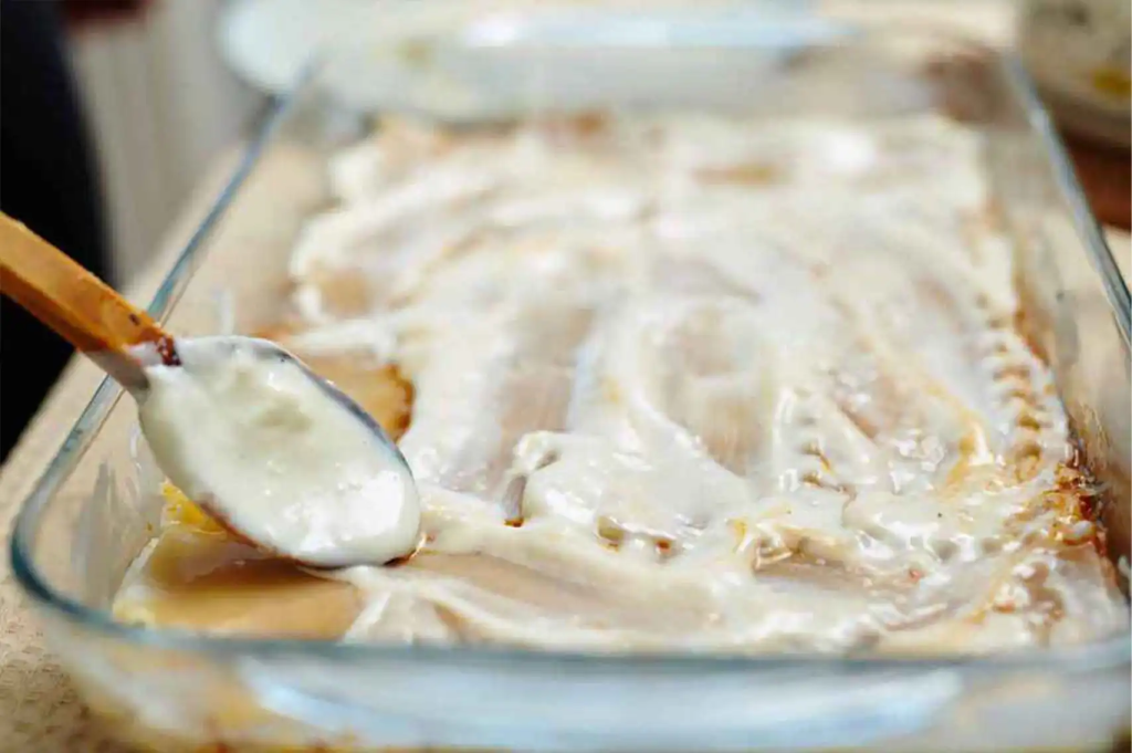 طرز تهیه مرحله‌به‌مرحله سس بشامل خوش‌عطر و لطیف