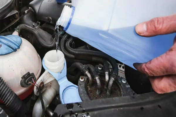 دلایل مهم کم شدن آب رادیاتور و پیامدهای آن