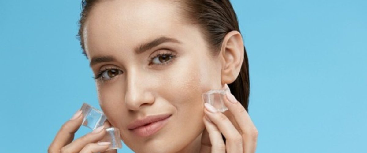 فواید یخ برای صورت چیست؟ بررسی کامل مزایا و عوارض احتمالی